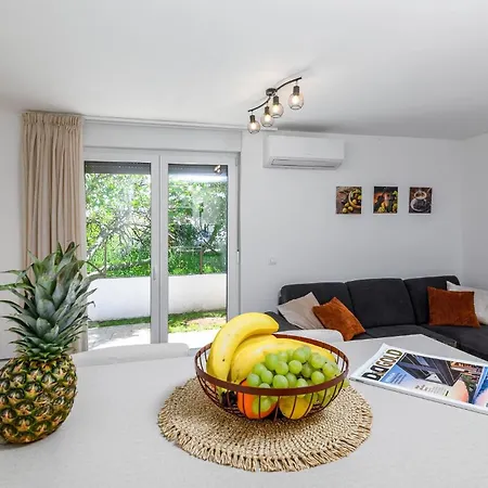 דירה Amazing In With Kitchen